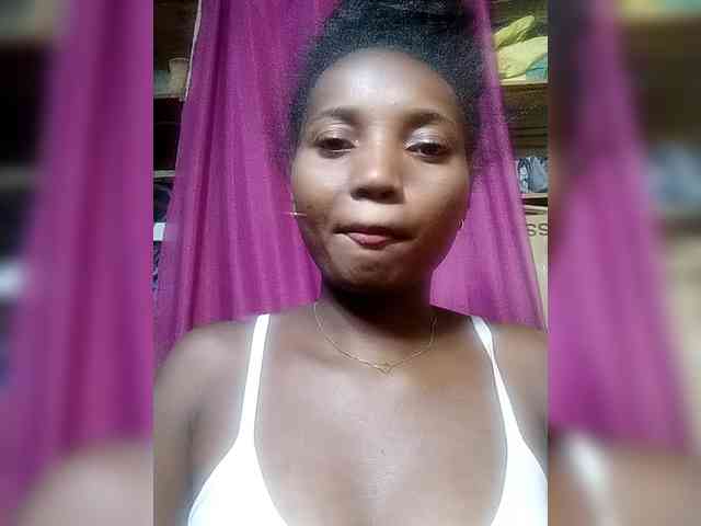 Happiness007 webcam