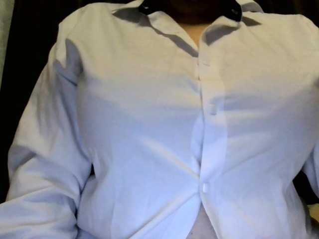 littleg from BongaCams