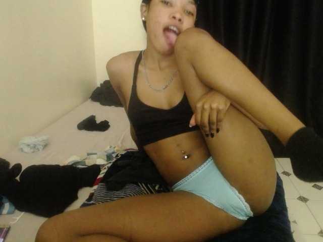 sumeyhia's BongaCams show and profile