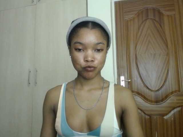 sumeyhia's BongaCams show and profile