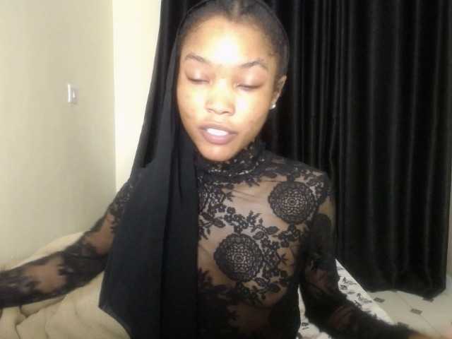 Discover the passionate 18 years old sumeyhia from BongaCams as she gets kooky sumeyhia from BongaCams