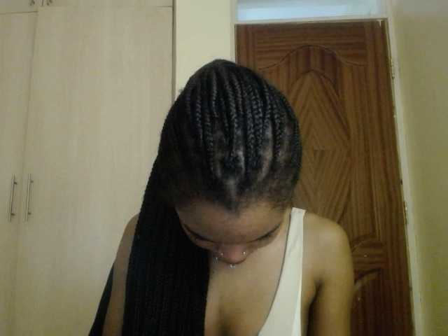 sumeyhia's BongaCams show and profile