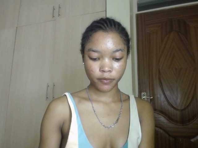 sumeyhia's BongaCams show and profile