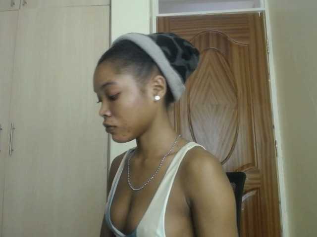 sumeyhia Live Cam on BongaCams