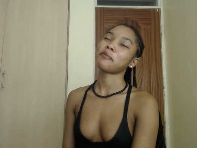 sumeyhia's BongaCams show and profile