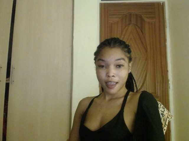 sumeyhia's BongaCams show and profile