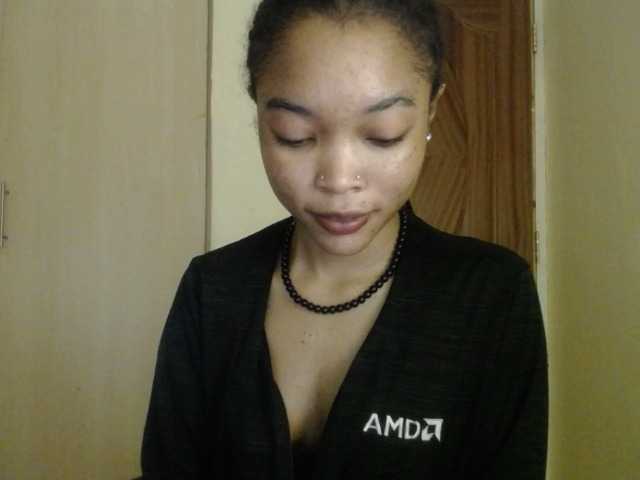 sumeyhia's BongaCams show and profile