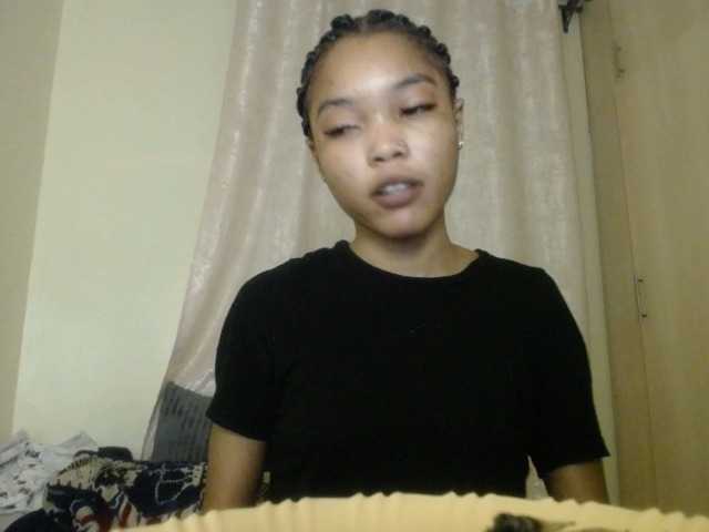 sumeyhia — hello,am sumeyhia..how are you?please send me heart and follow me,thank you