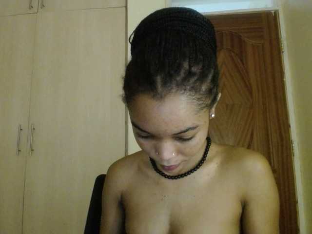 sumeyhia's BongaCams show and profile