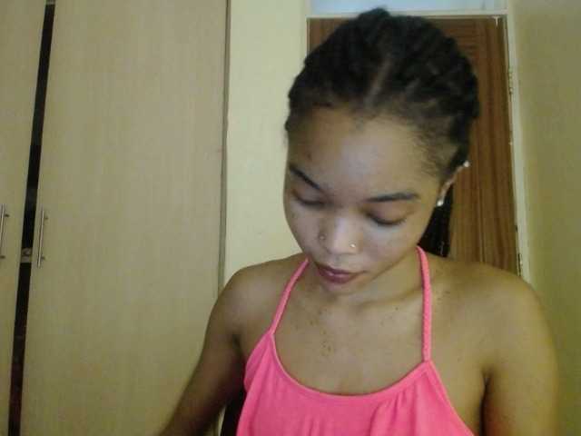 sumeyhia's BongaCams show and profile