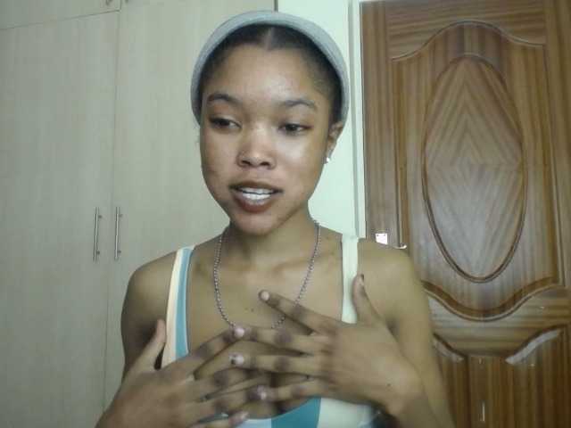 sumeyhia Live Cam and Statistics on UnifiedCams