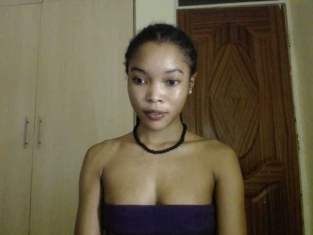 sumeyhia's BongaCams show and profile