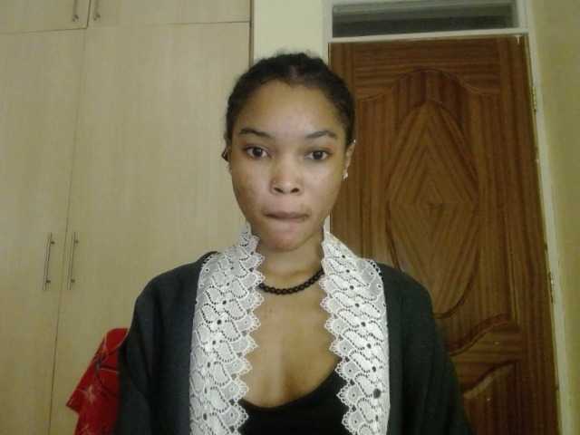 sumeyhia's BongaCams show and profile