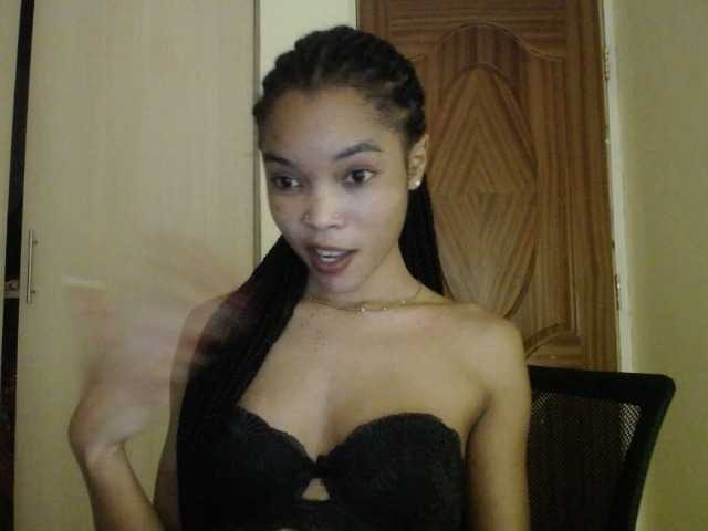 sumeyhia's BongaCams show and profile