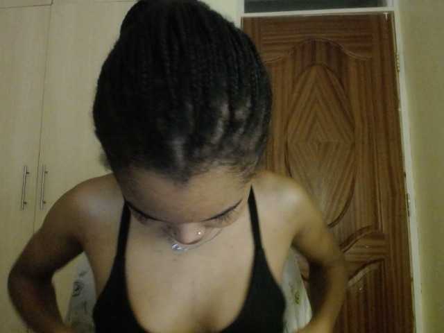 sumeyhia's BongaCams show and profile