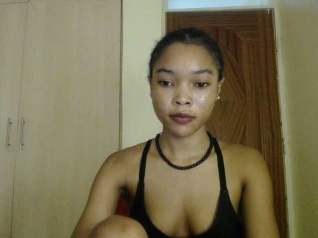 sumeyhia's BongaCams show and profile