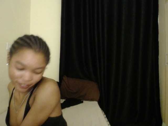 sumeyhia's BongaCams show and profile