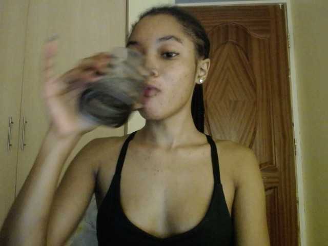 sumeyhia's BongaCams show and profile