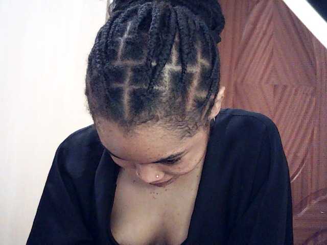 sumeyhia's BongaCams show and profile