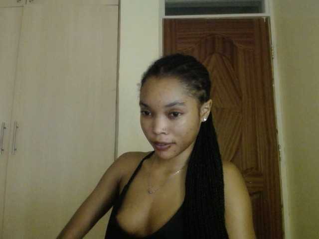 sumeyhia's BongaCams show and profile