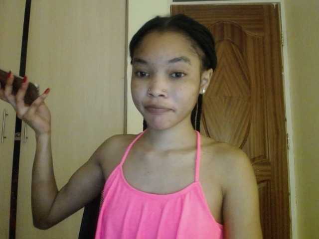 sumeyhia's BongaCams show and profile