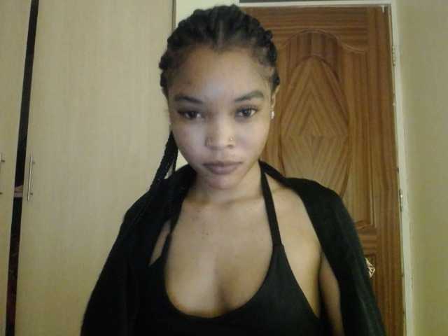 sumeyhia's BongaCams show and profile