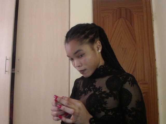 sumeyhia's BongaCams show and profile