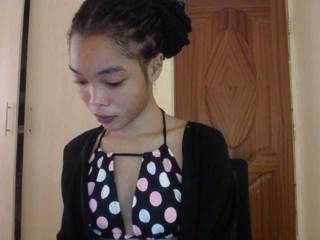 sumeyhia's BongaCams show and profile