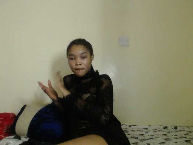 sumeyhia's BongaCams show and profile