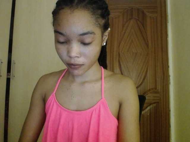 sumeyhia's BongaCams show and profile