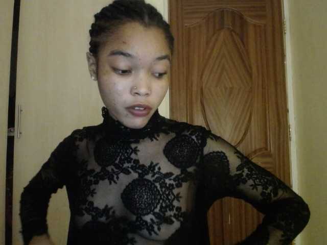 sumeyhia's BongaCams show and profile