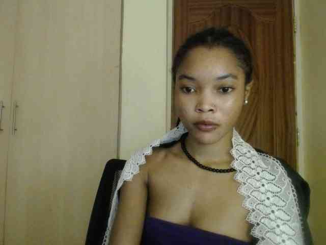 sumeyhia Live Webcam on BongaCams