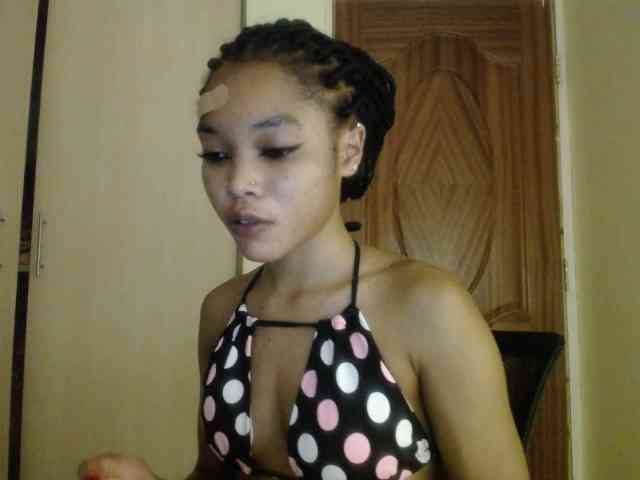 sumeyhia Live Webcam on BongaCams