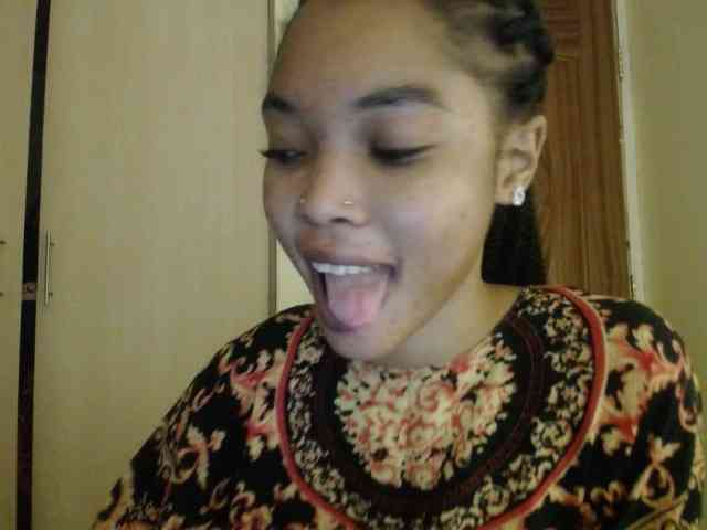 sumeyhia Live Webcam on BongaCams