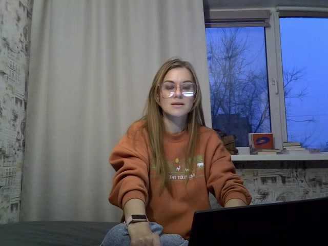 Marina-1625's BongaCams show and profile