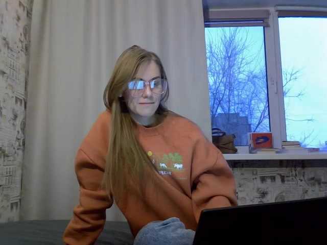 Marina-1625's BongaCams show and profile