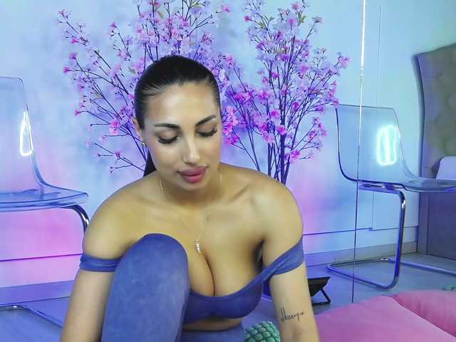 NattyMoonx's BongaCams show and profile