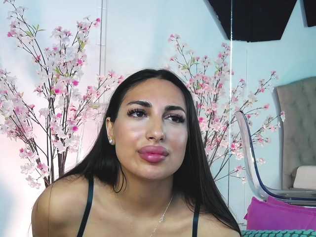 NattyMoonx's BongaCams show and profile