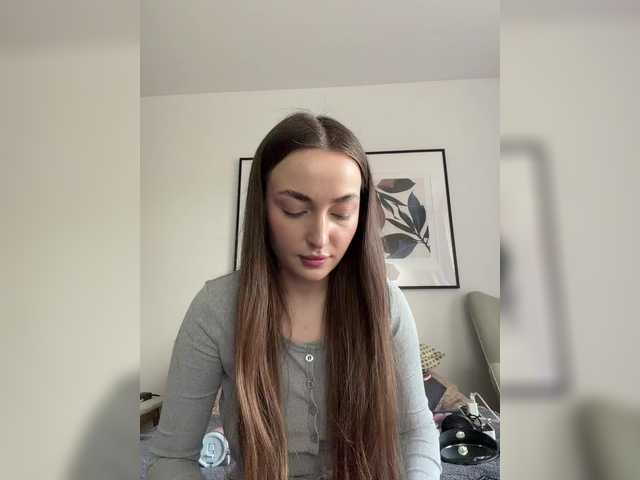 ChloeMeow's BongaCams show and profile