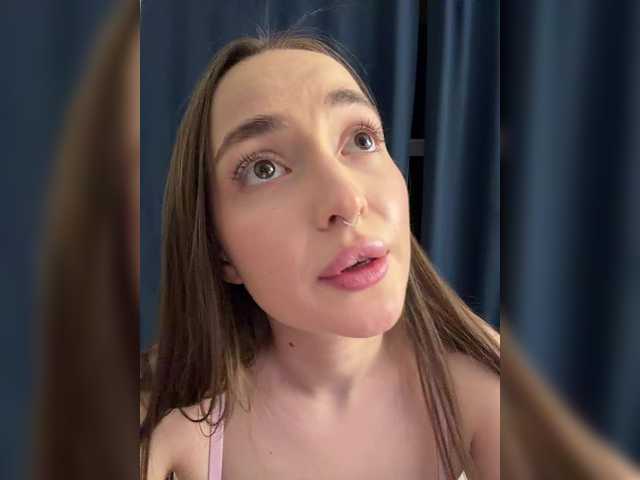 ChloeMeow's BongaCams show and profile
