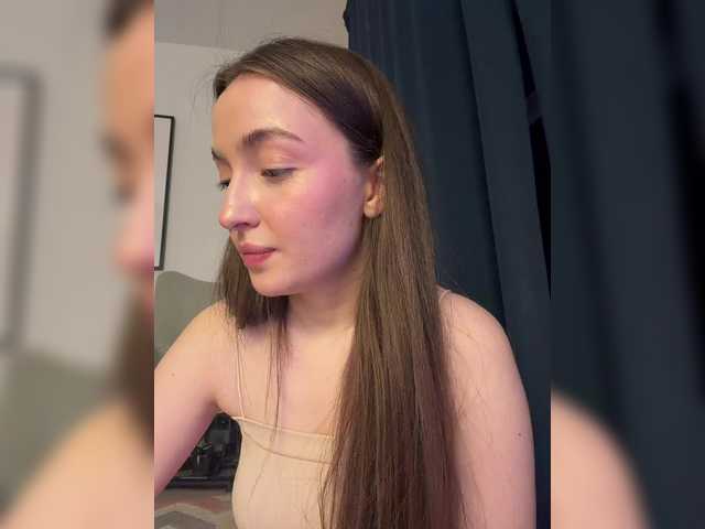 ChloeMeow's BongaCams show and profile