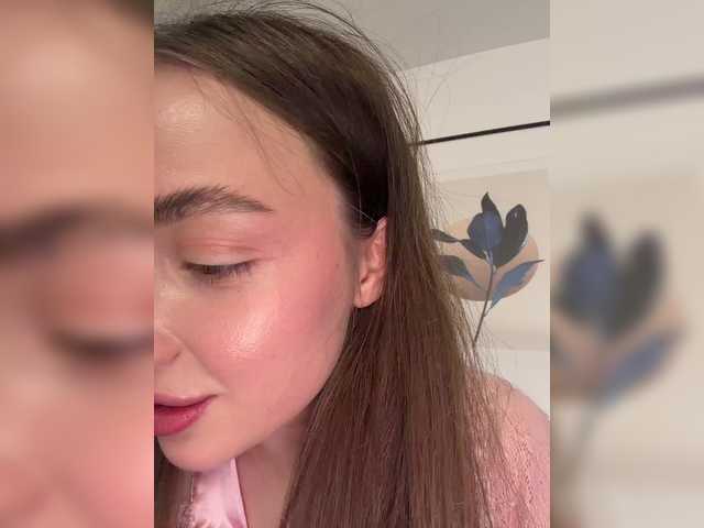 ChloeMeow's BongaCams show and profile