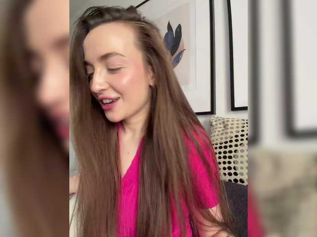 ChloeMeow's BongaCams show and profile