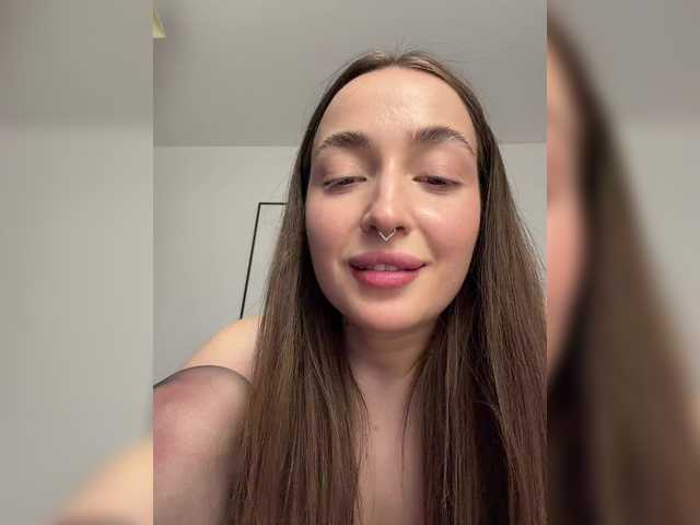 ChloeMeow's BongaCams show and profile