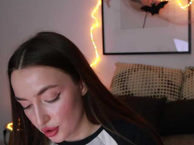 Offline ChloeMeow on BongaCams