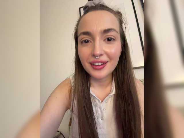 ChloeMeow's BongaCams show and profile