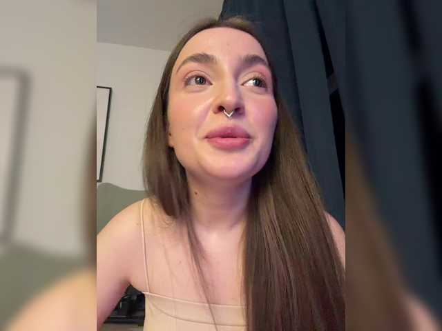 ChloeMeow's BongaCams show and profile