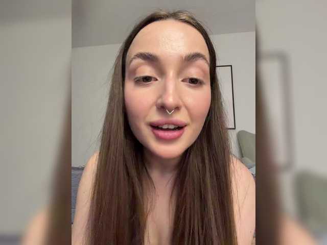ChloeMeow's BongaCams show and profile