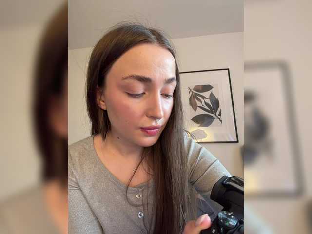 ChloeMeow's BongaCams show and profile