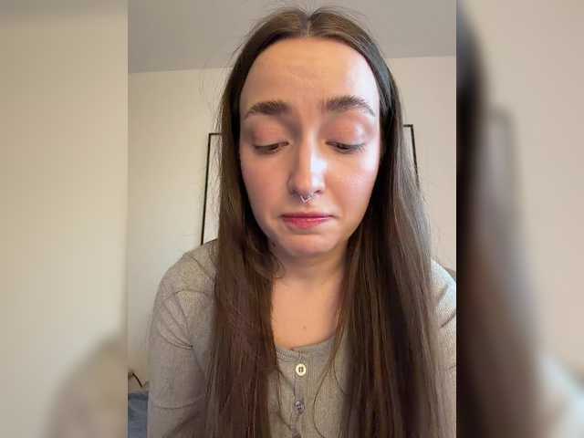 ChloeMeow's BongaCams show and profile